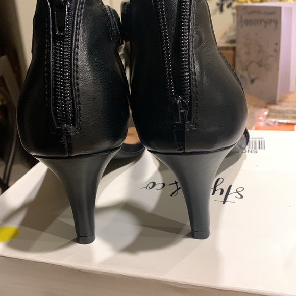 Style & Co Paycee Two-Piece Dress Sandals Black - Picture 9 of 12